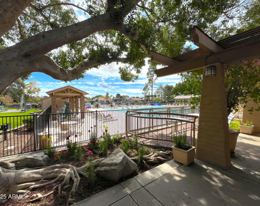 970 E Lobster Trap Lane - Photo Thumbnail 35