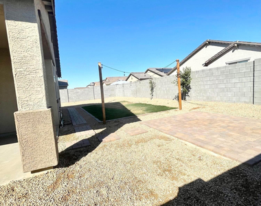 18582 W Carlota Lane - Photo Thumbnail 12