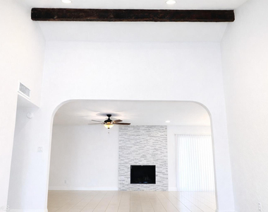 8832 E Lupine Avenue - Photo Thumbnail 1
