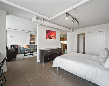 535 W Thomas Road - Photo Thumbnail 18