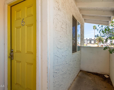 3016 N 37th Street - Photo Thumbnail 12