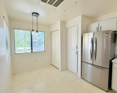9455 E Raintree Drive - Photo Thumbnail 4