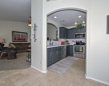 20341 N 105th Avenue - Photo Thumbnail 7