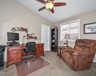 20341 N 105th Avenue - Photo Thumbnail 24