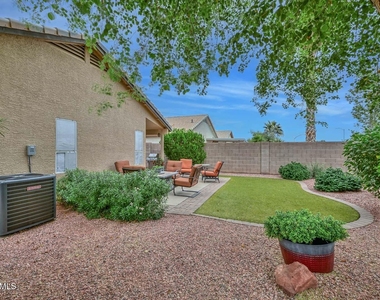 20341 N 105th Avenue - Photo Thumbnail 30