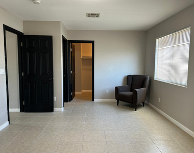1714 S 5th Street - Photo Thumbnail 4