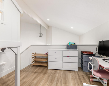 2707 W Lamar Road - Photo Thumbnail 45
