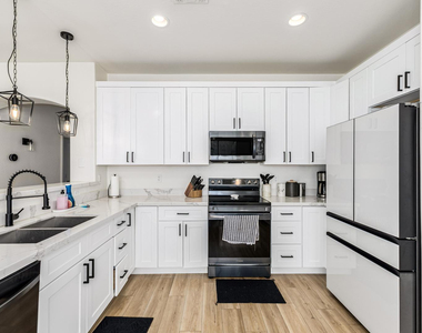 2707 W Lamar Road - Photo Thumbnail 81