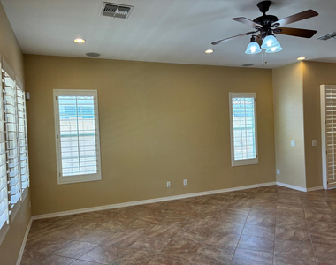 20973 W Cora Vista - Photo Thumbnail 17
