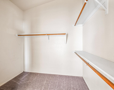 20717 N 59th Drive - Photo Thumbnail 18