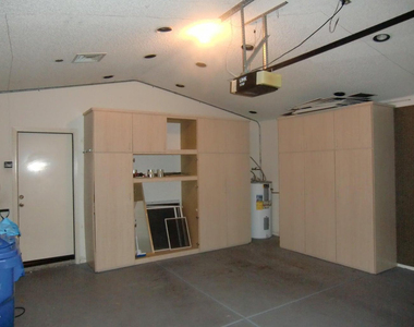 3305 E Wildwood Drive - Photo Thumbnail 16