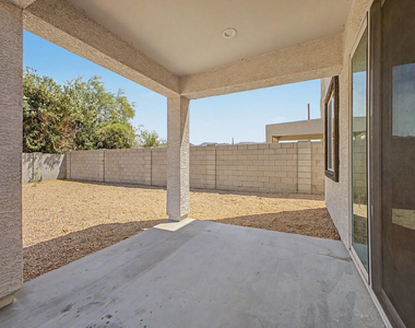 105 W Latona - Photo Thumbnail 42