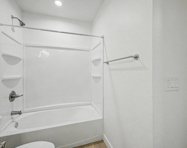 136 W Latona Road - Photo Thumbnail 25