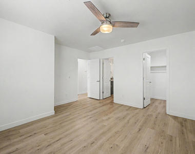 136 W Latona Road - Photo Thumbnail 20