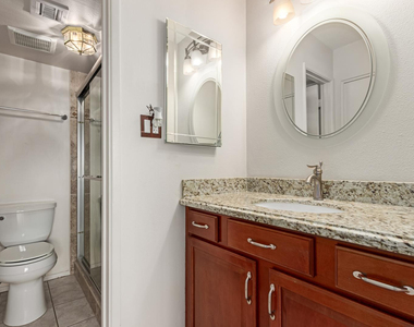 7436 E Chaparral Road - Photo Thumbnail 12
