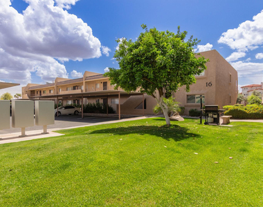 7436 E Chaparral Road - Photo Thumbnail 45
