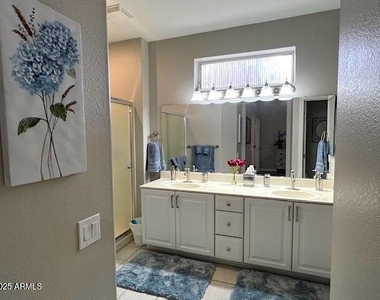 15628 W Hidden Creek Lane - Photo Thumbnail 18
