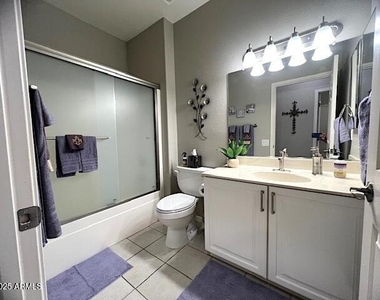 15628 W Hidden Creek Lane - Photo Thumbnail 22