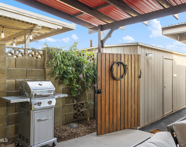 8107 E Vista Drive - Photo Thumbnail 23