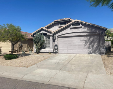 21611 N 48th Place - Photo Thumbnail 2