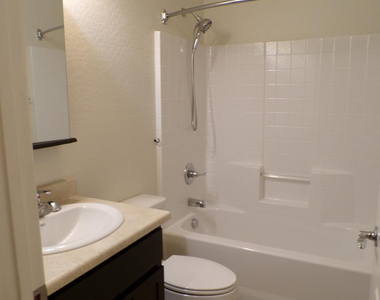 844 Tiablanca Road - Photo Thumbnail 5