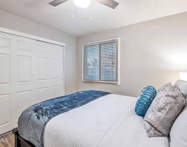 5045 N 81st Street - Photo Thumbnail 25