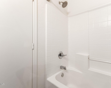 2250 E Deer Valley Road - Photo Thumbnail 24