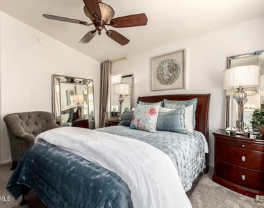 2250 E Deer Valley Road - Photo Thumbnail 13