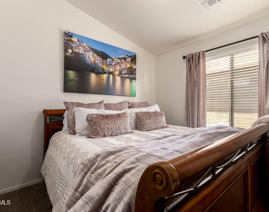 2250 E Deer Valley Road - Photo Thumbnail 17