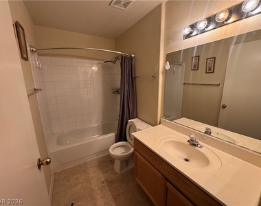 8410 Eldora Avenue - Photo Thumbnail 4