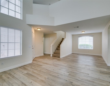 7804 Amulet Street - Photo Thumbnail 9