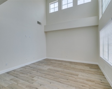 7804 Amulet Street - Photo Thumbnail 6