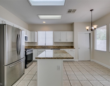 7804 Amulet Street - Photo Thumbnail 18