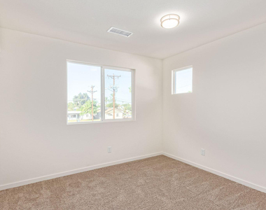 3010 E Yale Street - Photo Thumbnail 19