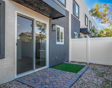 3010 E Yale Street - Photo Thumbnail 24