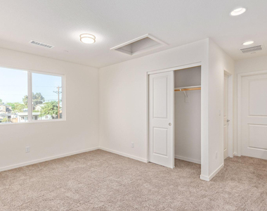 3010 E Yale Street - Photo Thumbnail 18
