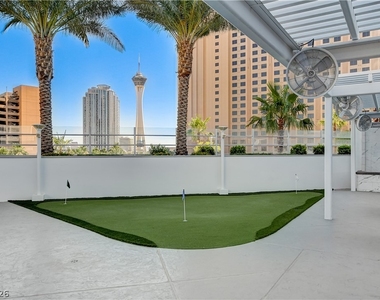 2700 Las Vegas Boulevard - Photo Thumbnail 31