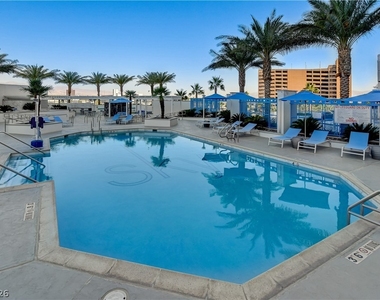 2700 Las Vegas Boulevard - Photo Thumbnail 26