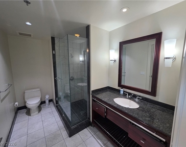 2700 Las Vegas Boulevard - Photo Thumbnail 84