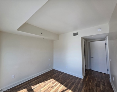 2700 Las Vegas Boulevard - Photo Thumbnail 79