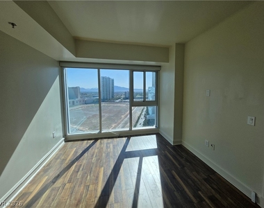 2700 Las Vegas Boulevard - Photo Thumbnail 67