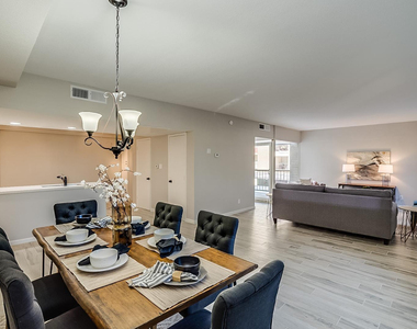 351 E Thomas Road - Photo Thumbnail 10