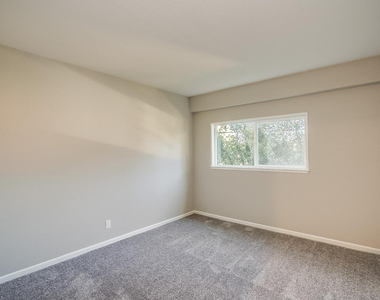 351 E Thomas Road - Photo Thumbnail 21