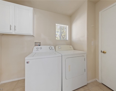 8025 Cherish Avenue - Photo Thumbnail 13