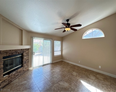4605 Casa Bonita Drive - Photo Thumbnail 6