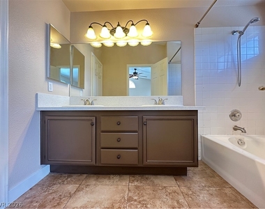 4605 Casa Bonita Drive - Photo Thumbnail 10
