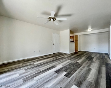555 E Silverado Ranch Boulevard - Photo Thumbnail 3