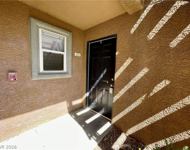 555 E Silverado Ranch Boulevard - Photo Thumbnail 1