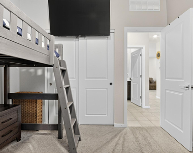 19090 N Silver Dog Way - Photo Thumbnail 14