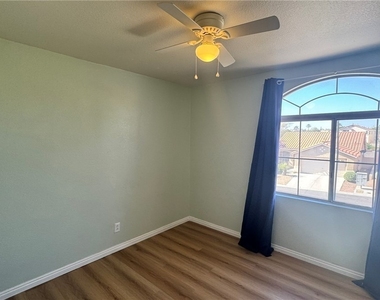 9716 Ridge Creek Place - Photo Thumbnail 14